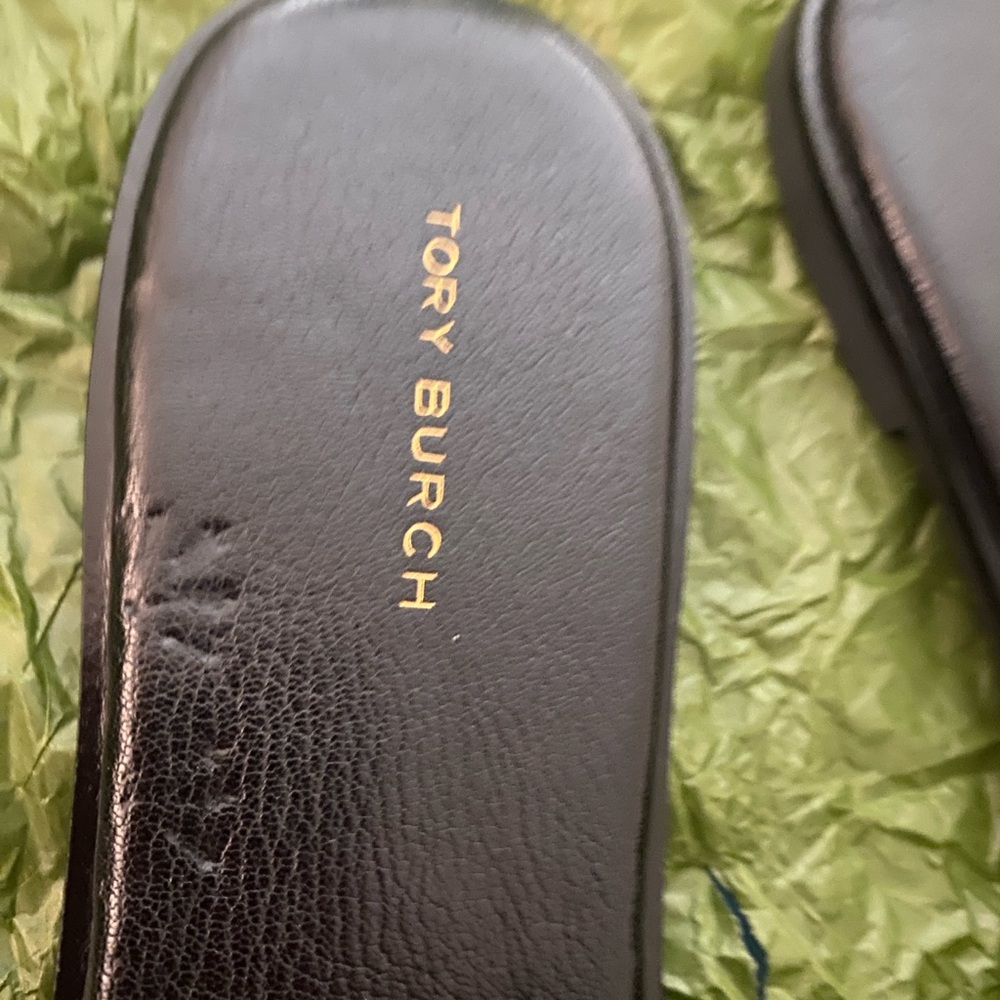 Tory Burch NWOB SIZE 9M Everly Embellished Slide Sandals Black Tumbled Leather - Picture 8 of 11